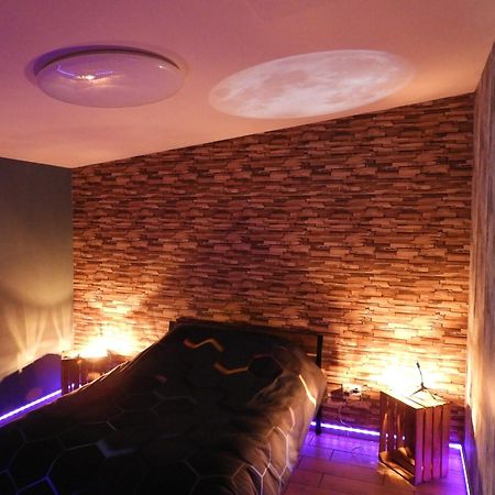 Hors Du Temps Otel Libramont-Chevigny Dış mekan fotoğraf
